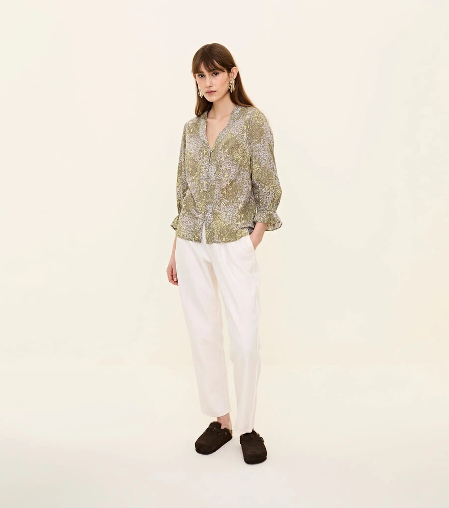 blomstrende bluse