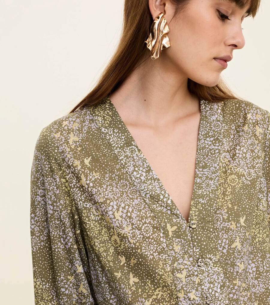 blomstrende bluse