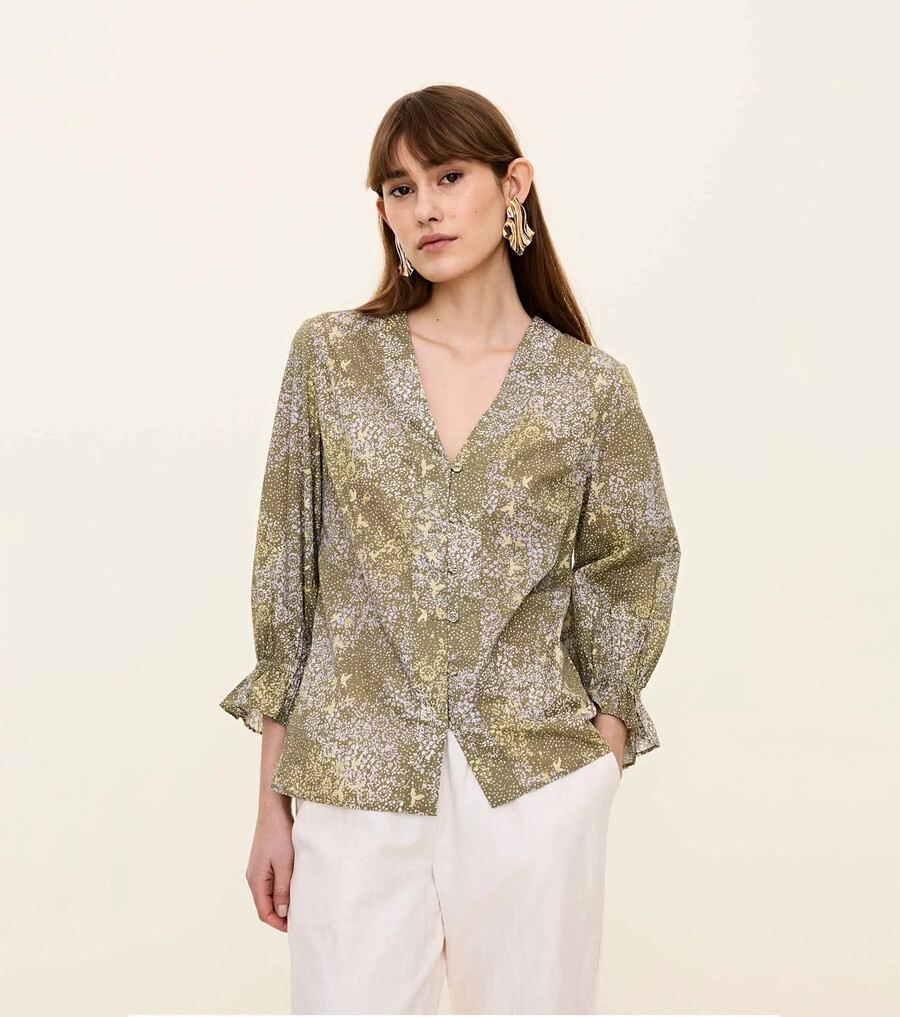 blomstrende bluse