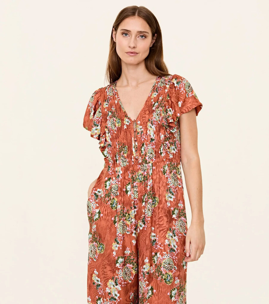 violin-jumpsuit