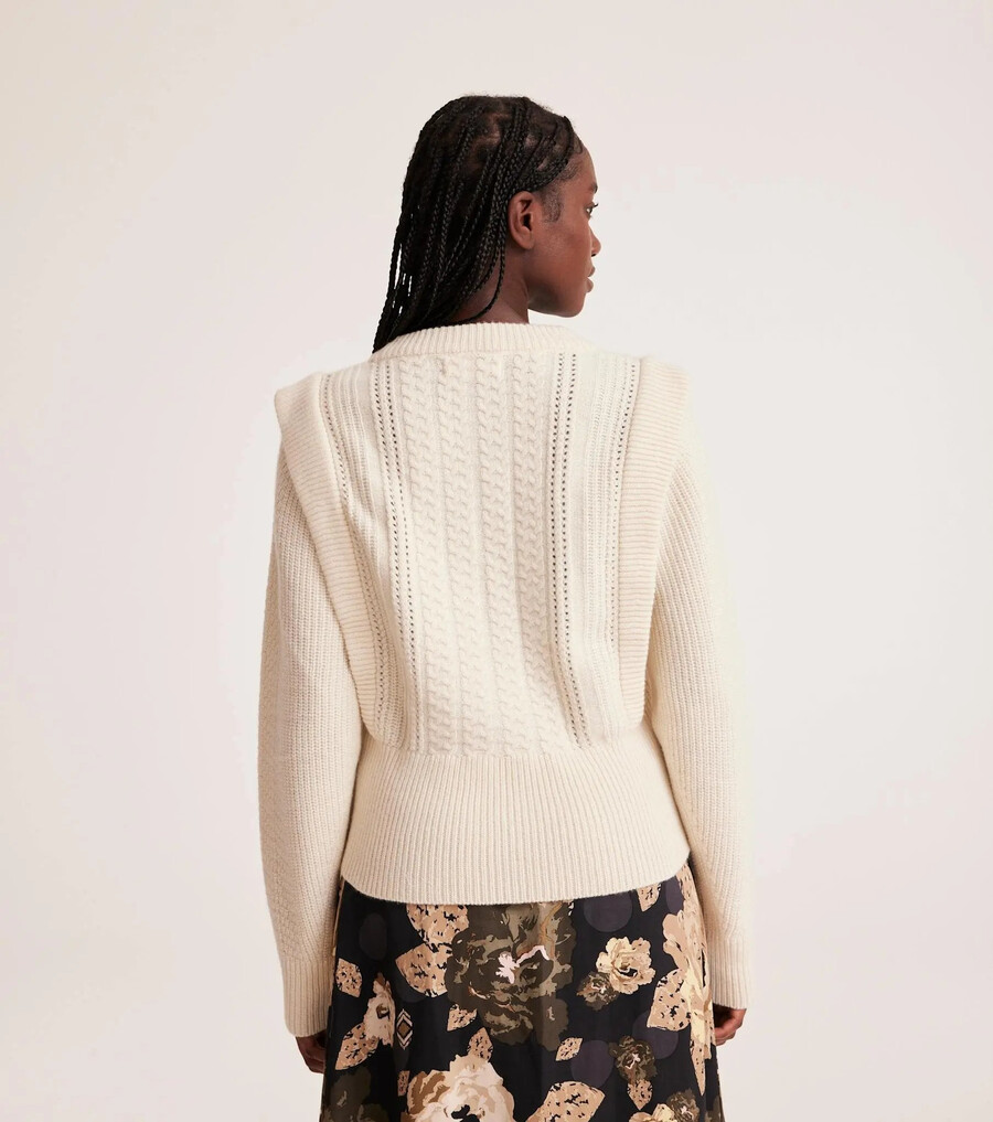 lois-sweater