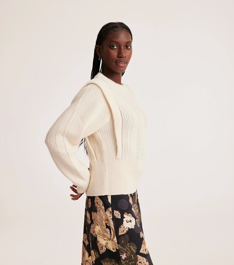 lois-sweater